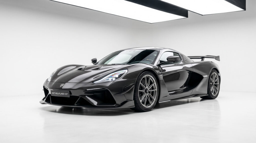 Carbon Fiber Italian Hyper Car Studio Wallpaper